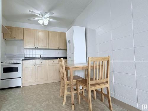 414 10616 156 Street, Edmonton, AB - Indoor Photo Showing Kitchen