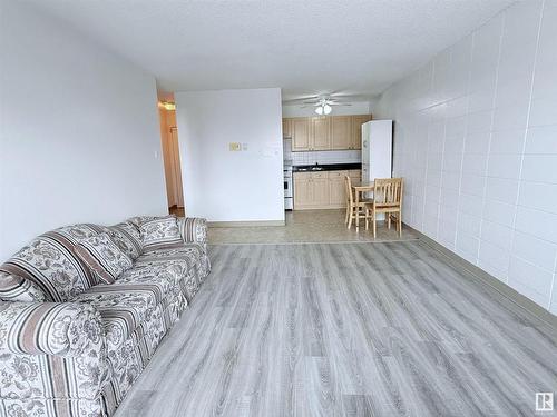 414 10616 156 Street, Edmonton, AB - Indoor Photo Showing Living Room