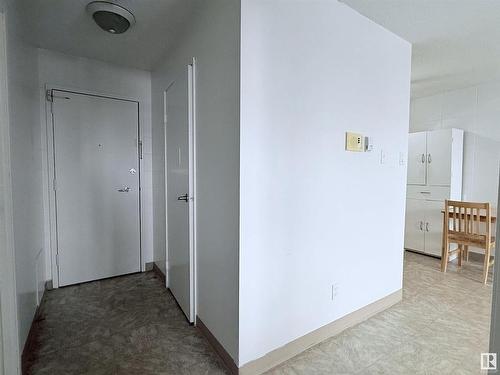 414 10616 156 Street, Edmonton, AB - Indoor Photo Showing Other Room