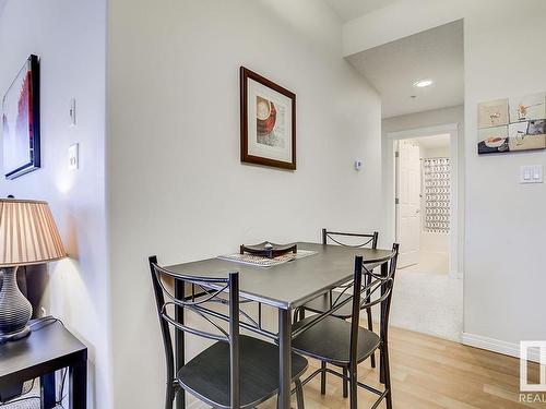 311 8702 Southfort Drive, Fort Saskatchewan, AB - Indoor Photo Showing Dining Room