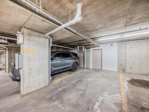 207 5370 Chappelle Road, Edmonton, AB - Indoor Photo Showing Garage