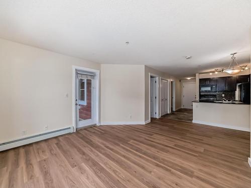 207 5370 Chappelle Road, Edmonton, AB - Indoor