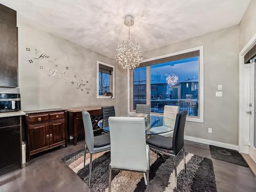 8920 181 Avenue, Edmonton, AB - Indoor Photo Showing Dining Room