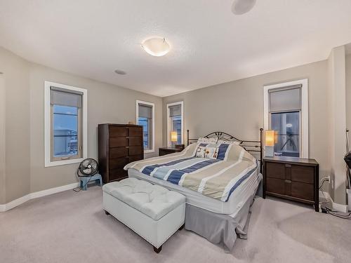 8920 181 Avenue, Edmonton, AB - Indoor Photo Showing Bedroom