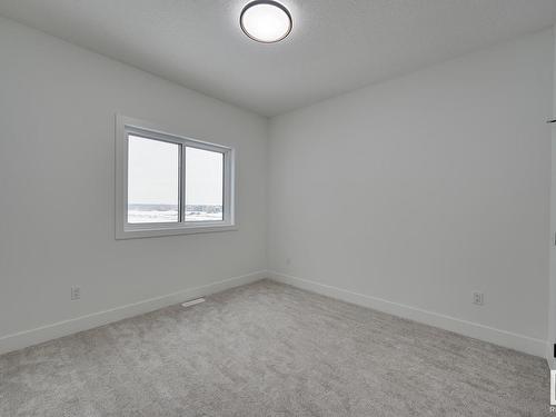 7097 Kiviaq Crescent, Edmonton, AB - Indoor Photo Showing Other Room