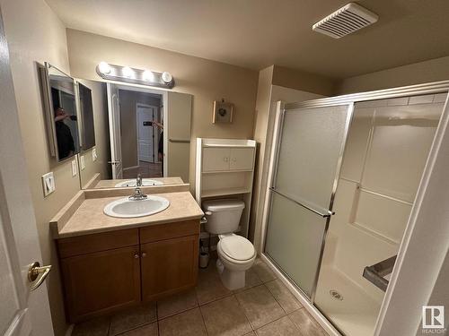 303 8956 156 Street, Edmonton, AB - Indoor Photo Showing Bathroom