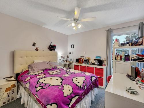 464 Abbottsfield Road, Edmonton, AB - Indoor Photo Showing Bedroom