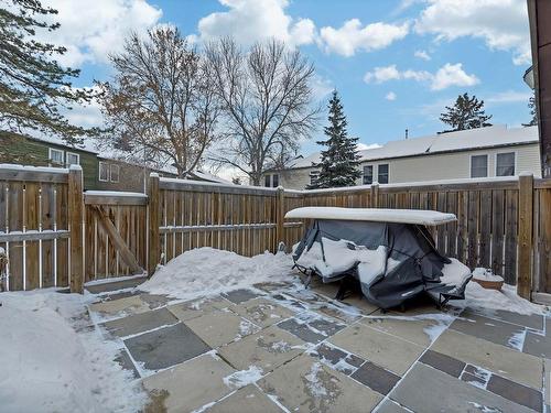 464 Abbottsfield Road, Edmonton, AB - Outdoor