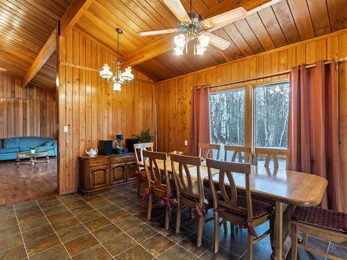 35 54422 Rge Road 13, Rural Lac Ste. Anne County, AB - Indoor Photo Showing Dining Room