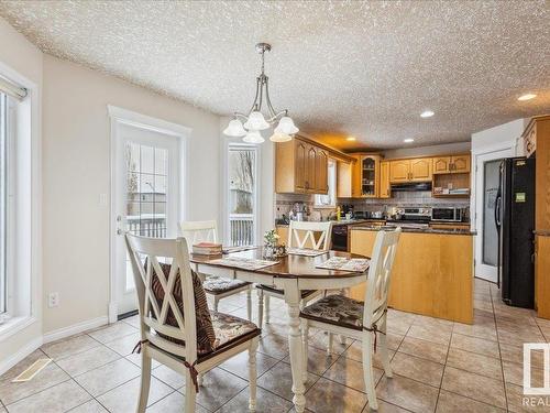 13404 162 Avenue, Edmonton, AB - Indoor Photo Showing Dining Room