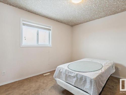 13404 162 Avenue, Edmonton, AB - Indoor Photo Showing Bedroom