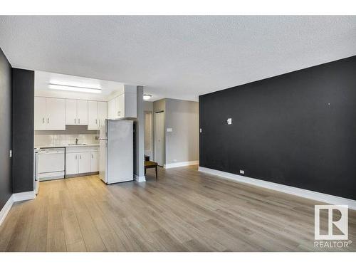 206 12207 Jasper Avenue, Edmonton, AB - Indoor Photo Showing Kitchen