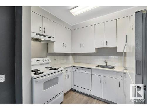 206 12207 Jasper Avenue, Edmonton, AB - Indoor Photo Showing Kitchen