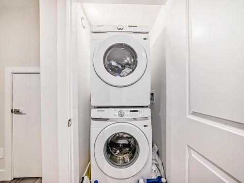 12016 104 Street, Edmonton, AB - Indoor Photo Showing Laundry Room