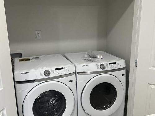 12016 104 Street, Edmonton, AB - Indoor Photo Showing Laundry Room