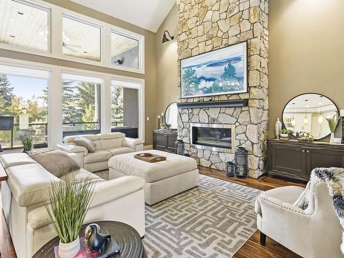 2767 Wheaton Drive, Edmonton, AB - Indoor Photo Showing Living Room With Fireplace