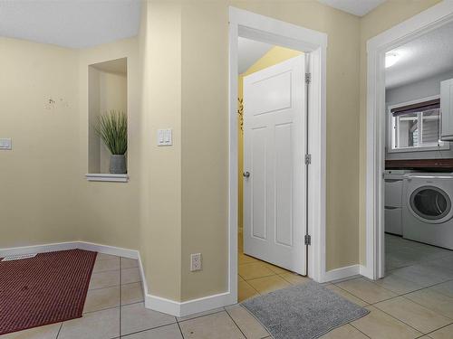 6155 11 Avenue, Edmonton, AB - Indoor Photo Showing Laundry Room