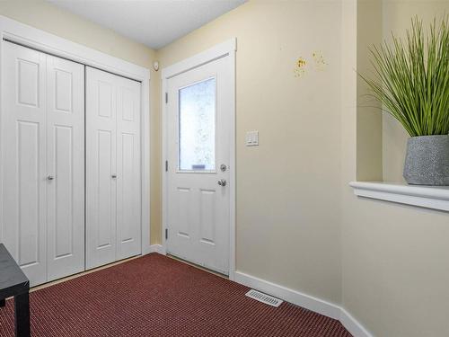 6155 11 Avenue, Edmonton, AB - Indoor Photo Showing Other Room