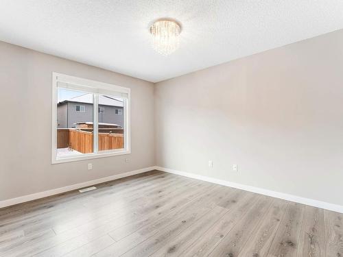 2536 Casey Way, Edmonton, AB - Indoor Photo Showing Other Room