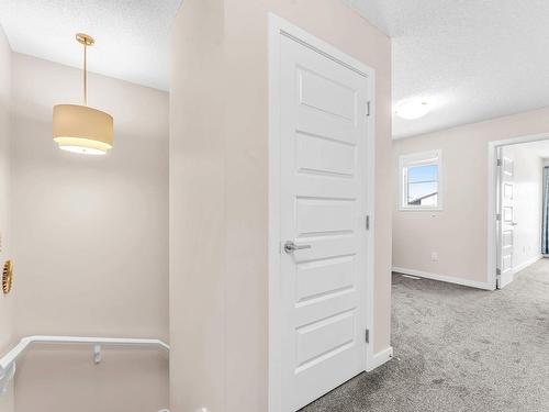 2536 Casey Way, Edmonton, AB - Indoor Photo Showing Other Room