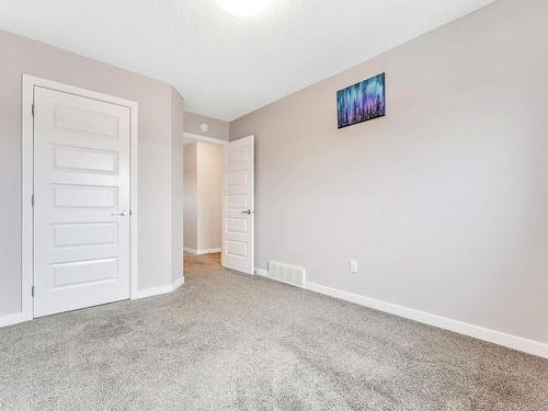 2536 Casey Way, Edmonton, AB - Indoor Photo Showing Other Room