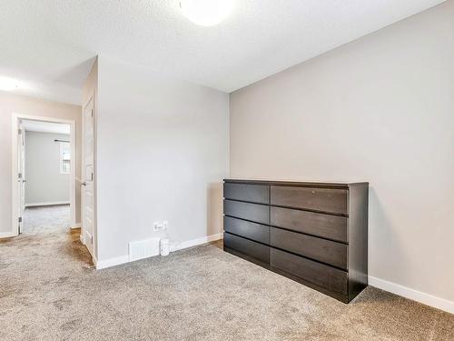 2536 Casey Way, Edmonton, AB - Indoor Photo Showing Other Room