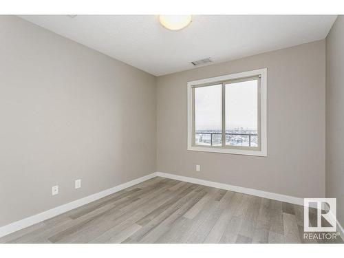 406 16235 51 Street, Edmonton, AB - Indoor Photo Showing Other Room