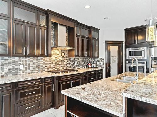 3948 Claxton Loop, Edmonton, AB - Indoor Photo Showing Kitchen With Double Sink With Upgraded Kitchen