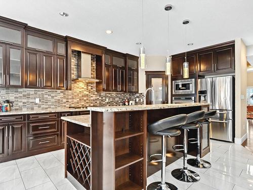 3948 Claxton Loop, Edmonton, AB - Indoor Photo Showing Kitchen With Upgraded Kitchen