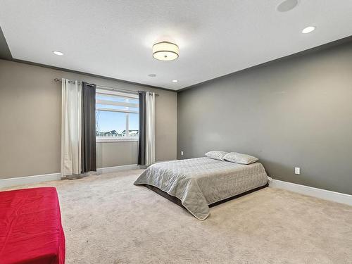 3948 Claxton Loop, Edmonton, AB - Indoor Photo Showing Bedroom