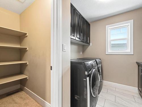 3948 Claxton Loop, Edmonton, AB - Indoor Photo Showing Laundry Room