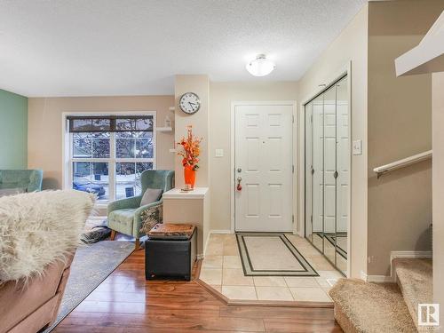 6019 214 Street, Edmonton, AB - Indoor