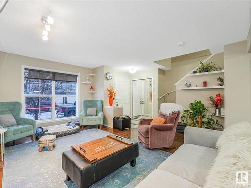 6019 214 Street, Edmonton, AB - Indoor Photo Showing Living Room