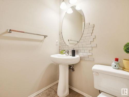 6019 214 Street, Edmonton, AB - Indoor Photo Showing Bathroom