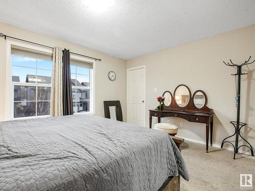 6019 214 Street, Edmonton, AB - Indoor Photo Showing Bedroom