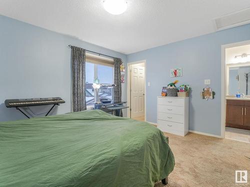 6019 214 Street, Edmonton, AB - Indoor Photo Showing Bedroom