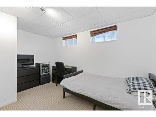 8512 71 Street, Edmonton, AB - Indoor Photo Showing Bedroom