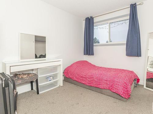 8715 27 Avenue, Edmonton, AB - Indoor Photo Showing Bedroom