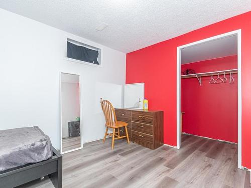 8715 27 Avenue, Edmonton, AB - Indoor Photo Showing Bedroom