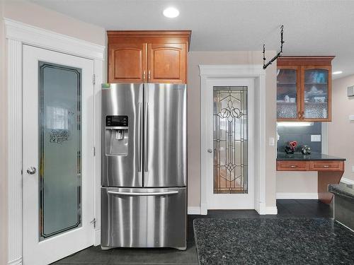 16210 47 Street, Edmonton, AB - Indoor Photo Showing Kitchen