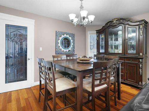 16210 47 Street, Edmonton, AB - Indoor Photo Showing Dining Room