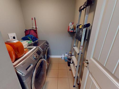 4013 41B Avenue, Drayton Valley, AB - Indoor Photo Showing Laundry Room