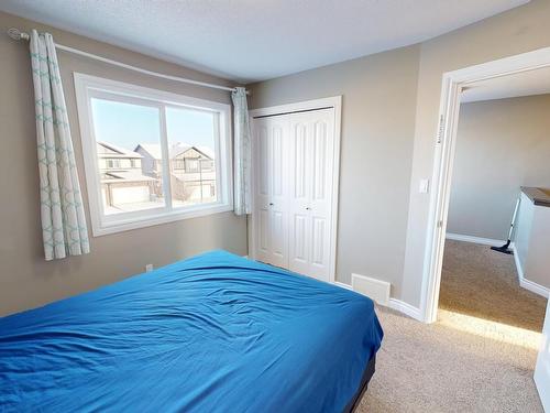 4013 41B Avenue, Drayton Valley, AB - Indoor Photo Showing Bedroom