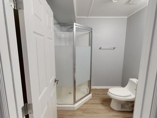 4013 41B Avenue, Drayton Valley, AB - Indoor Photo Showing Bathroom