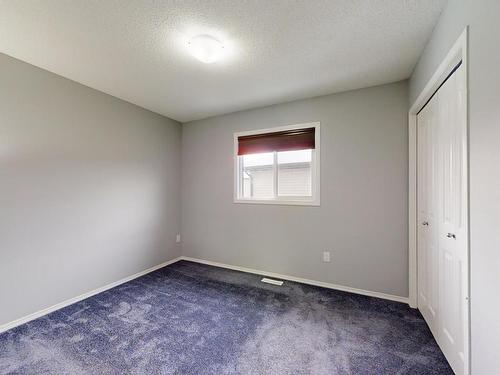 9119 Cooper Cres, Edmonton, AB - Indoor Photo Showing Other Room