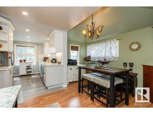 12704 134 Avenue, Edmonton, AB - Indoor Photo Showing Dining Room