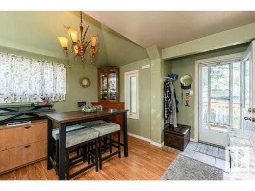 12704 134 Avenue, Edmonton, AB - Indoor Photo Showing Dining Room