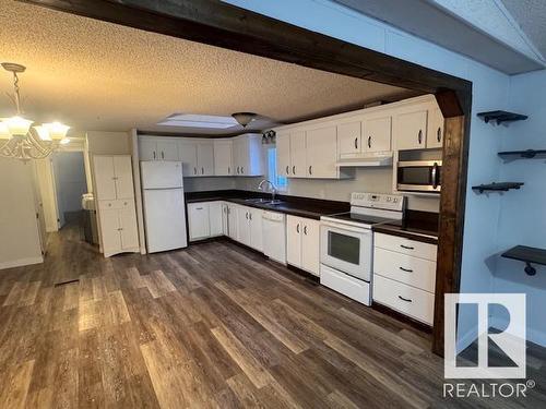 4030 Twp Rd 604, Rural Barrhead County, AB - Indoor Photo Showing Kitchen With Double Sink