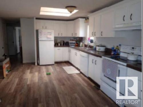 4030 Twp Rd 604, Rural Barrhead County, AB - Indoor Photo Showing Kitchen