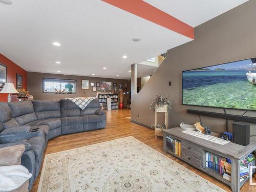 3703 43 Avenue, Bonnyville Town, AB - Indoor Photo Showing Living Room